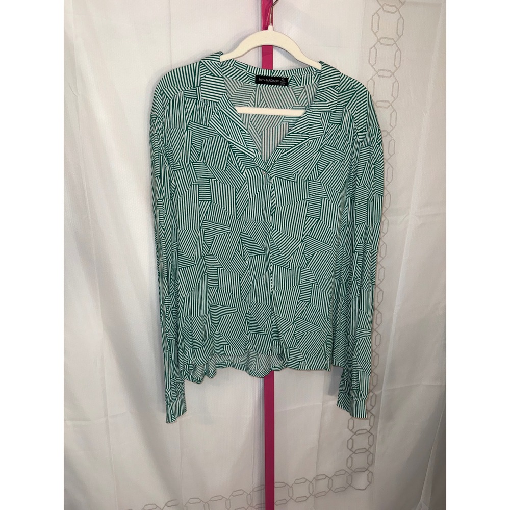 89th Madison Womens Green Geometric Print Long Sleeve V Neck Button Up Blouse XL